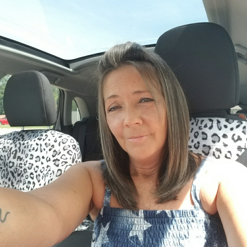 Meet your Posher, Melissa